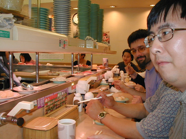 yokota-sushi-go-round-chen-saadi.JPG